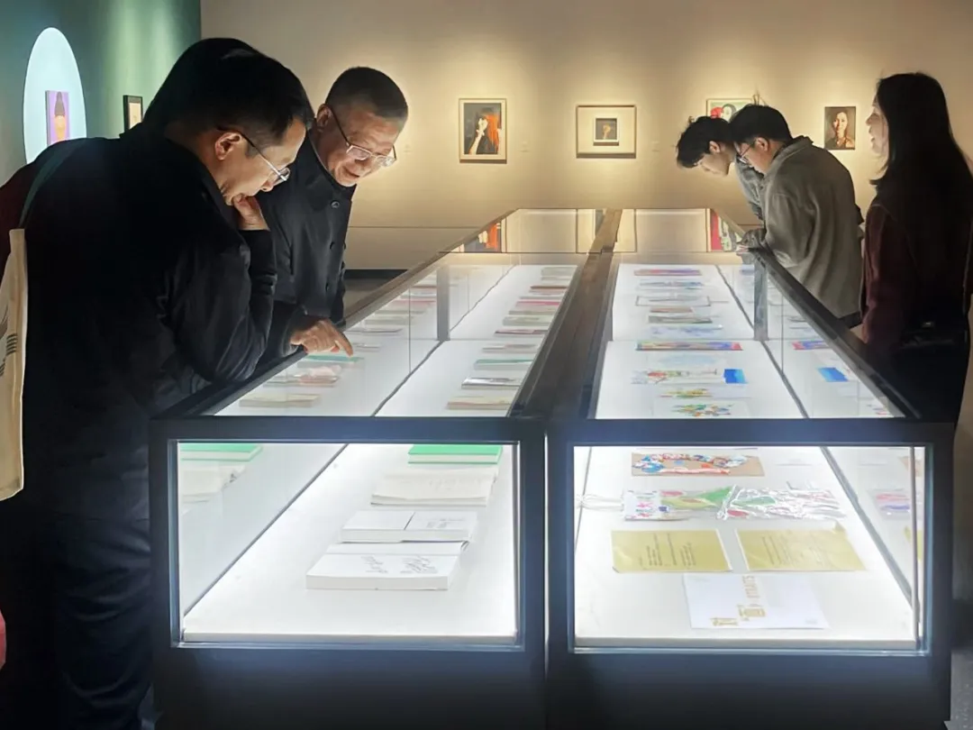 观众投稿 | “时间的针脚——严虹构想之外”观展手记